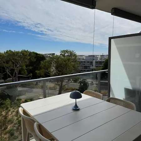 Lägenhet Luxurious - Pool With Sea View